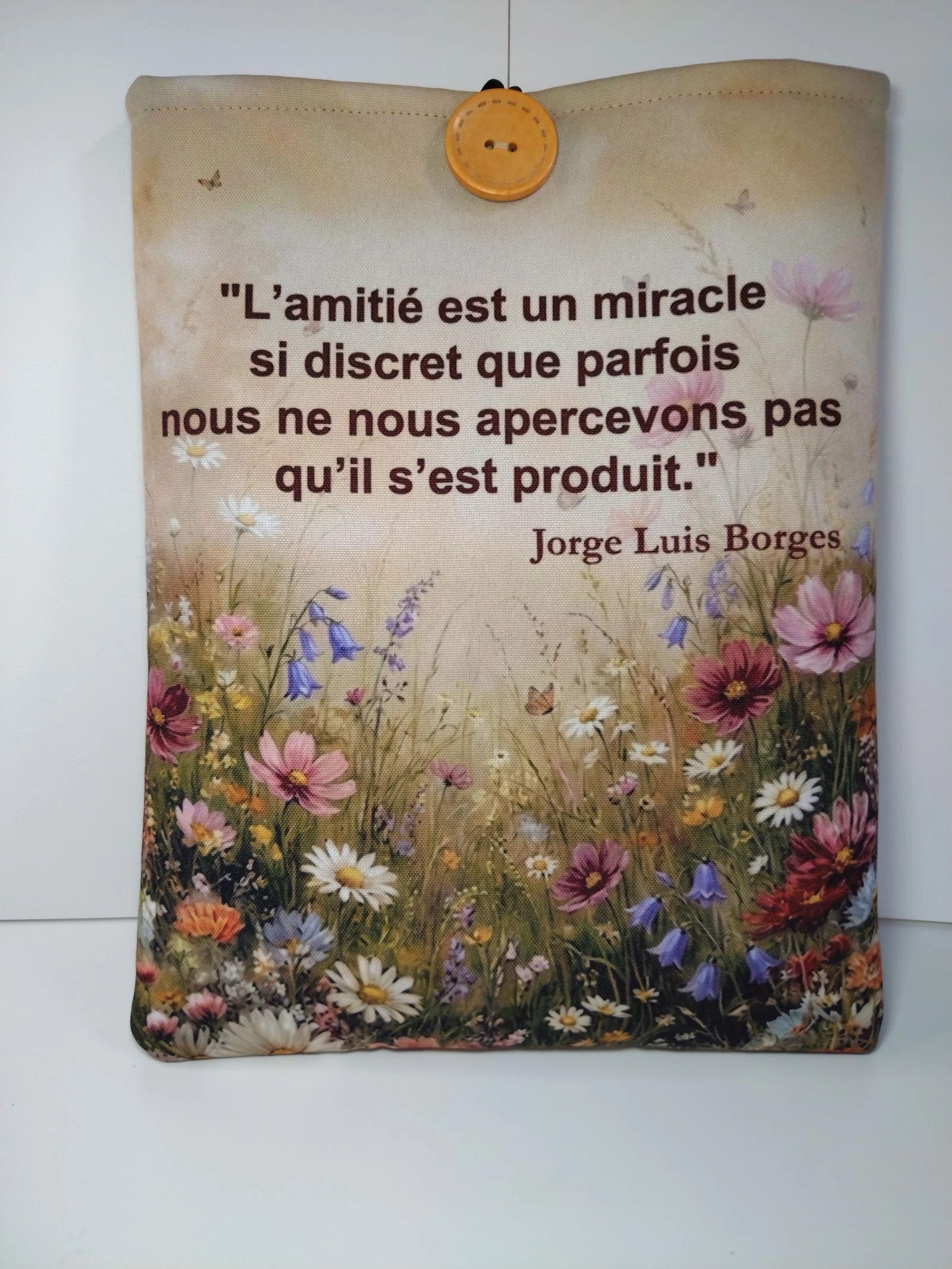 Célula literária acolchoada - Design crianças e flores e frase em francês - Feito à mão – photo 2